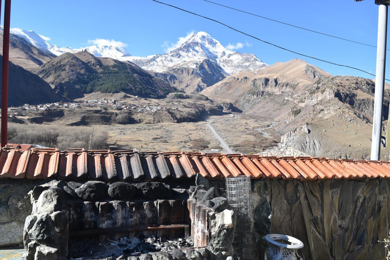 Qusha Guesthouse Meeting In The Mountains And Views Kasbegi Buitenkant foto